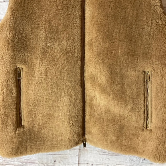 J. Crew Brown Teddy Plush Fleece Excursion Vest - Picture 4 of 13